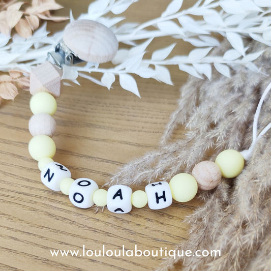 Attache tétine personnalisée 2