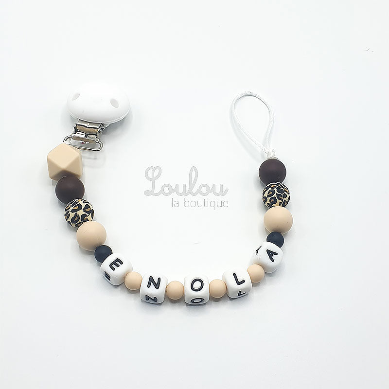 Attache tétine personnalisée 151 - Cadeau naissance -  Attache sucette avec prénom sans BPA fait main avec perles beige, léopard, marron, silicone - www.louloulaboutique.com - Accessoire bébé éveil