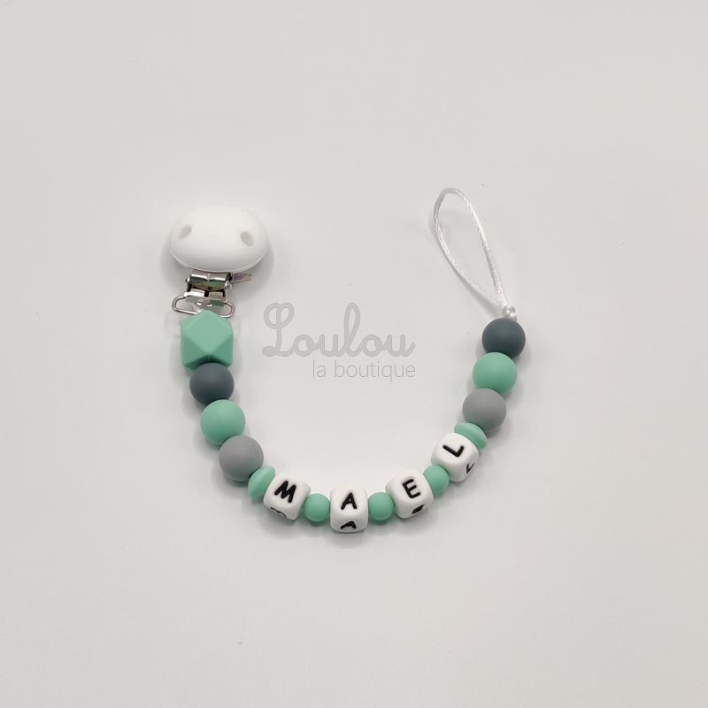 Attache tétine personnalisée 10 - Cadeau naissance - Attache sucette avec prénom sans BPA fait main avec perles gris, silicone, vert - www.louloulaboutique.com - Accessoire bébé éveil