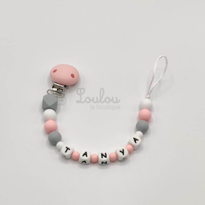 Attache tétine personnalisée 11 - Cadeau naissance - Attache sucette avec prénom sans BPA fait main avec perles gris, rose, silicone - www.louloulaboutique.com - Accessoire bébé éveil