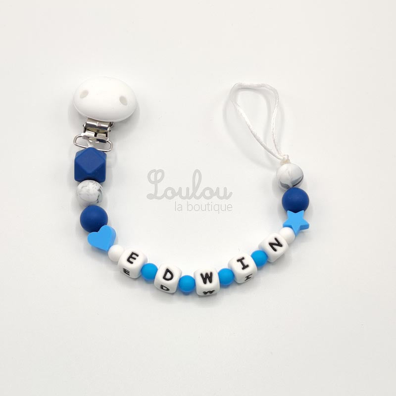 Attache tétine personnalisée 116 - Cadeau naissance -  Attache sucette avec prénom sans BPA fait main avec perles bleu, coeur, marbré, silicone, étoile - www.louloulaboutique.com - Accessoire bébé éveil