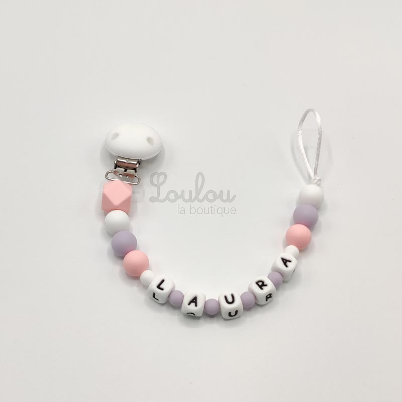 Attache tétine personnalisée 32 - Cadeau naissance -  Attache sucette avec prénom sans BPA fait main avec perles blanc, rose, silicone, violet - www.louloulaboutique.com - Accessoire bébé éveil