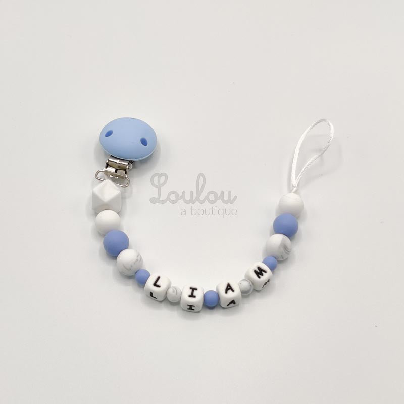 Attache tétine personnalisée 4 - Cadeau naissance -  Attache sucette avec prénom sans BPA fait main avec perles bleu, silicone - www.louloulaboutique.com - Accessoire bébé éveil