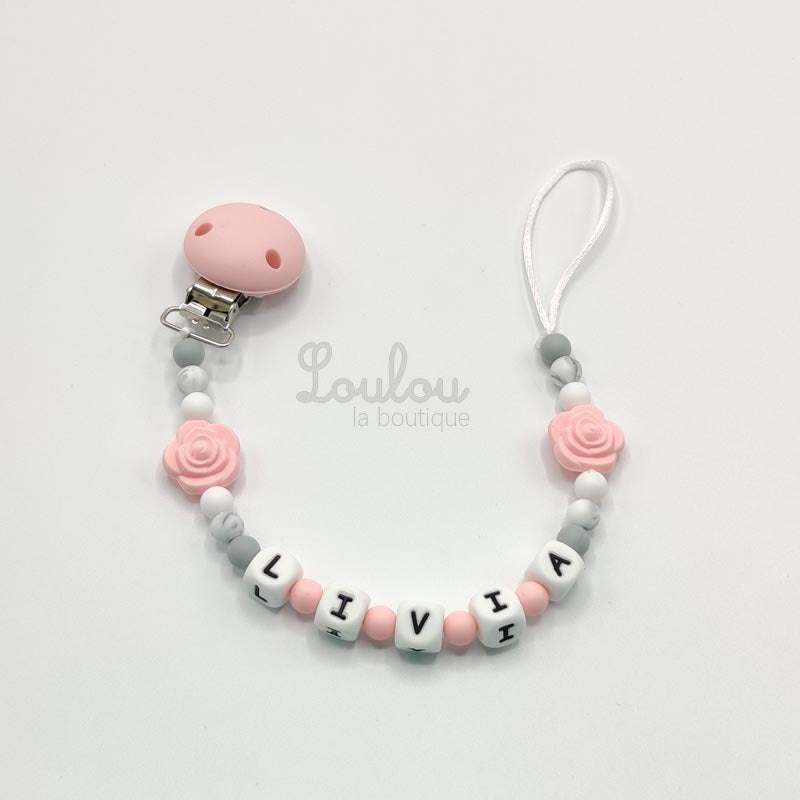 Attache tétine personnalisée 42 - Cadeau naissance - Attache sucette avec prénom sans BPA fait main avec perles rose, silicone - www.louloulaboutique.com - Accessoire bébé éveil