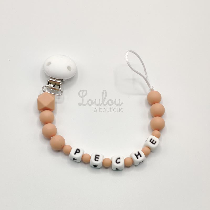 Attache tétine personnalisée 58 - Cadeau naissance -  Attache sucette avec prénom sans BPA fait main avec perles pêche, silicone - www.louloulaboutique.com - Accessoire bébé éveil
