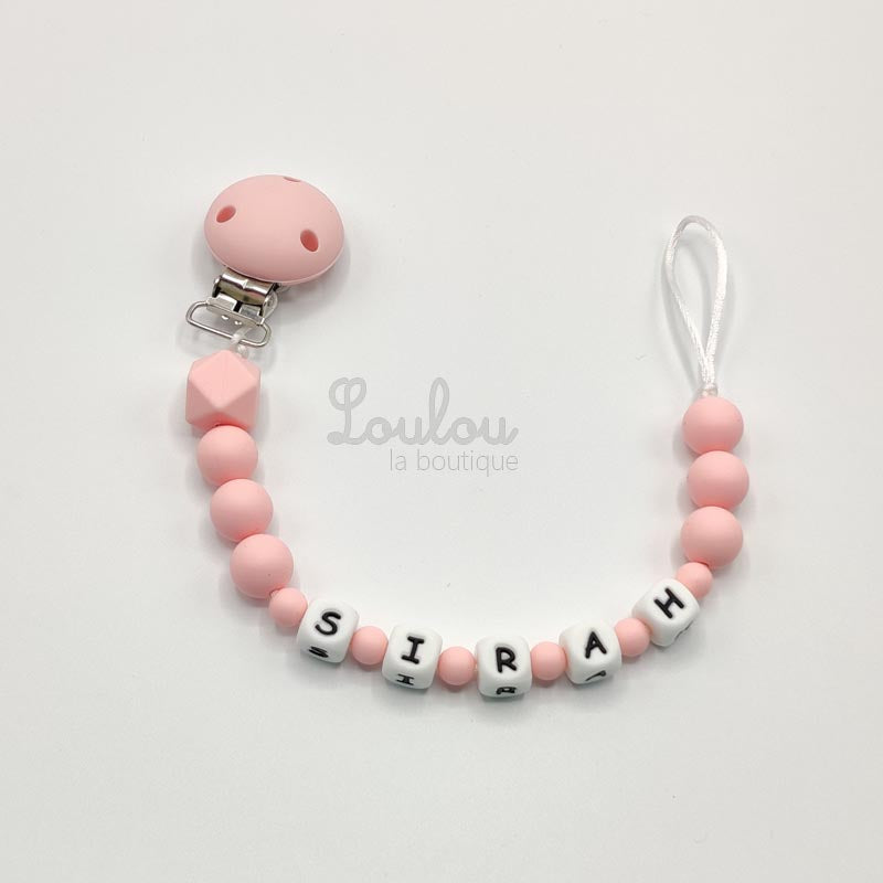 Attache tétine personnalisée 67 - Cadeau naissance -  Attache sucette avec prénom sans BPA fait main avec perles rose, silicone - www.louloulaboutique.com - Accessoire bébé éveil