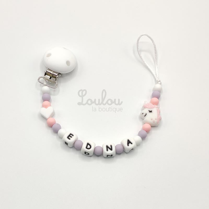 Attache tétine personnalisée 93 - Cadeau naissance - Attache sucette avec prénom sans BPA fait main avec perles coeur, licorne, rose, silicone, violet - www.louloulaboutique.com - Accessoire bébé éveil