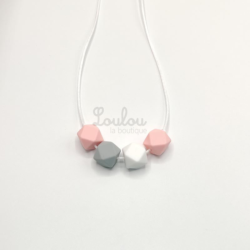 Collier d'allaitement 19 - Collier de portage doux et élégant - Cadeau naissance - Jouet dentition - Produit en perle silicone et bois - Soulage poussée dentaire - www.louloulaboutique.com
